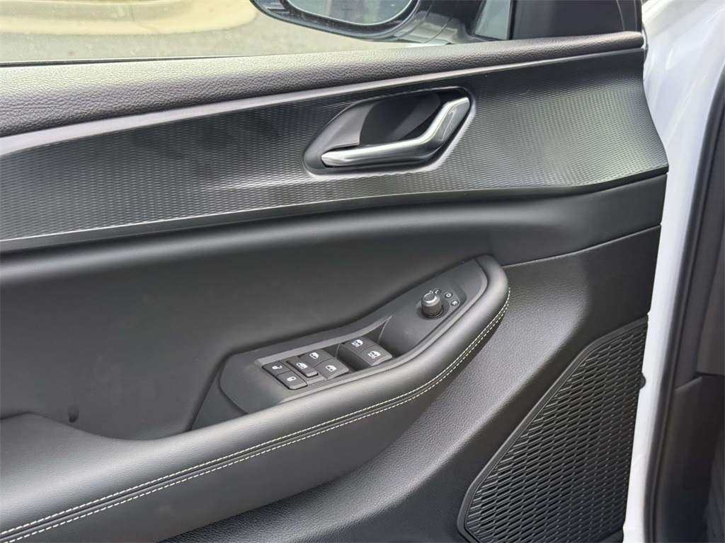 2025 Jeep Grand Cherokee Altitude X photo 25
