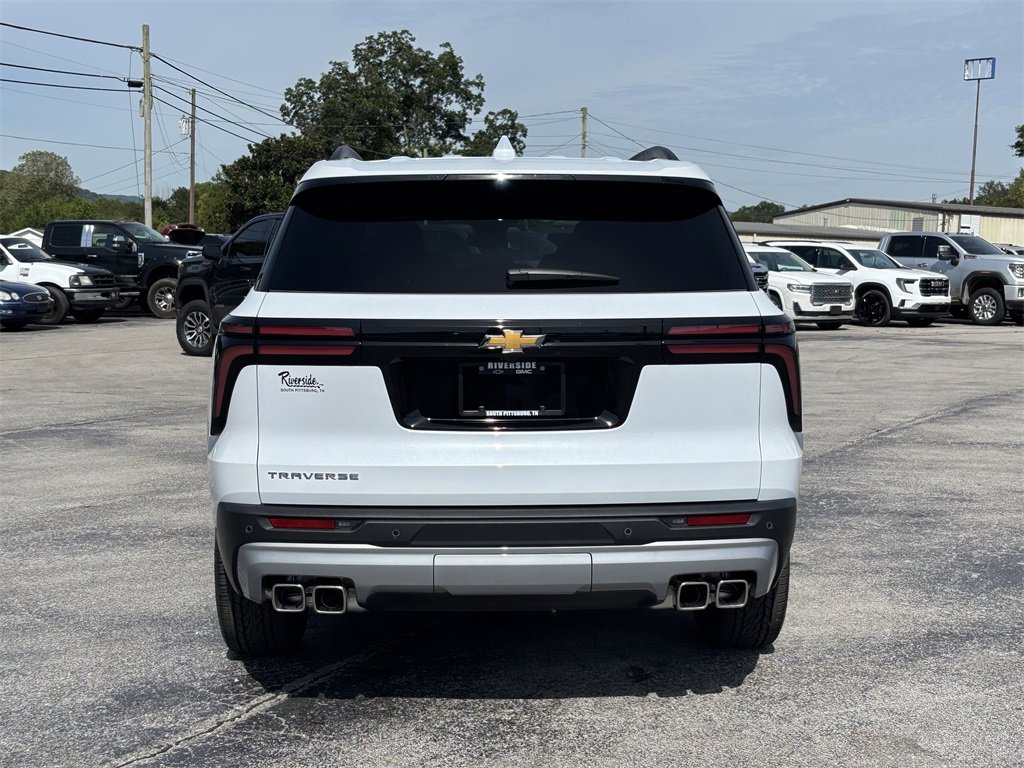 2026 Chevrolet Traverse photo 5