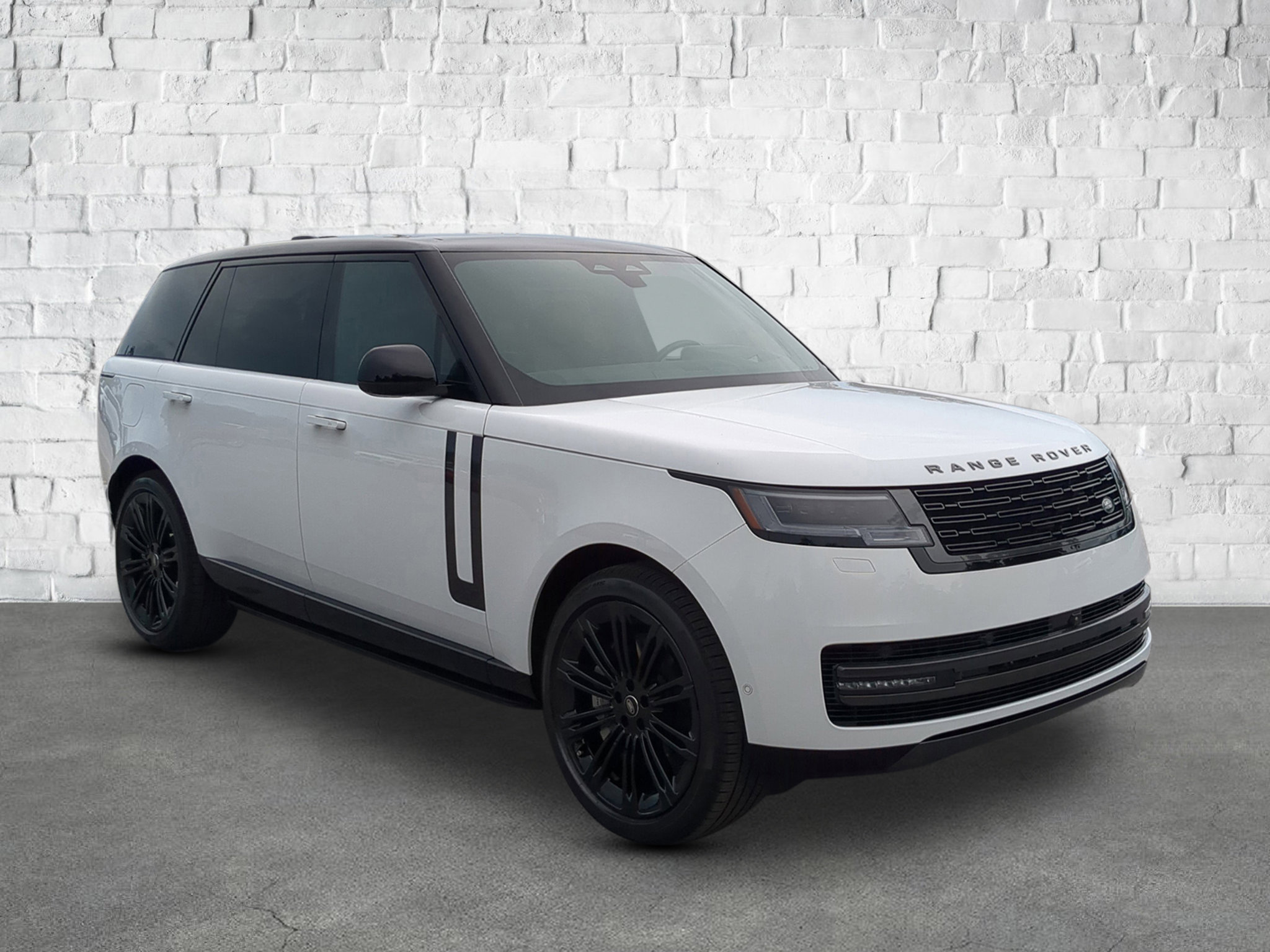 2025 Land Rover Range Rover SE photo 8