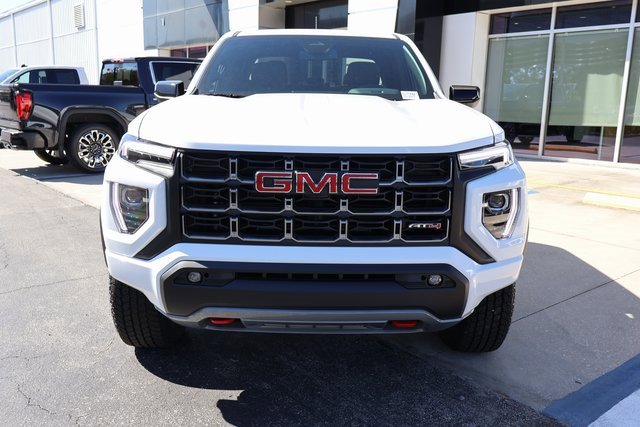 2026 Gmc Canyon AT4 photo 2