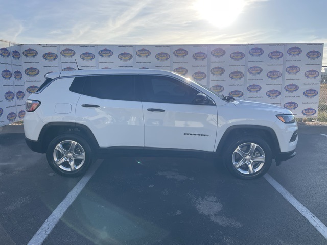 2024 Jeep Compass Sport's photo