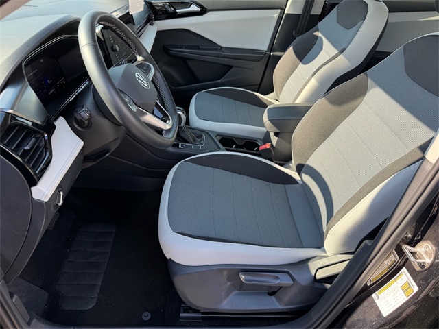 2025 Volkswagen Taos S photo 6