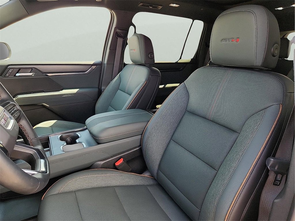 2025 Gmc Acadia AT4 photo 14