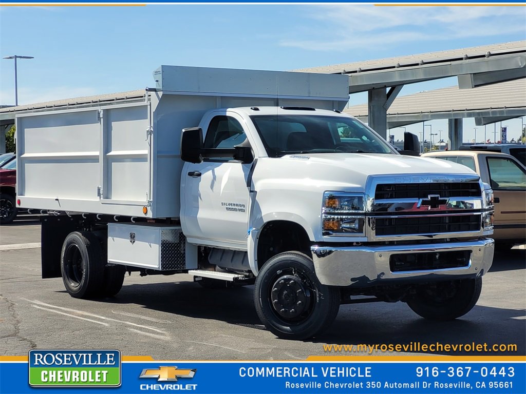 2024 Chevrolet Silverado 4500 Medium Duty Chassis Cab Work Truck's photo