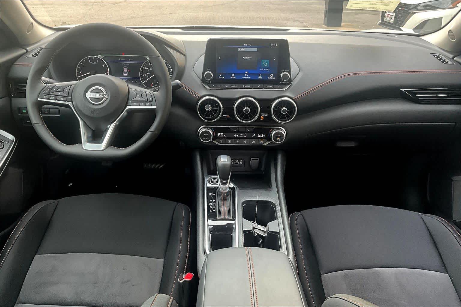 2025 Nissan Sentra SR photo 2