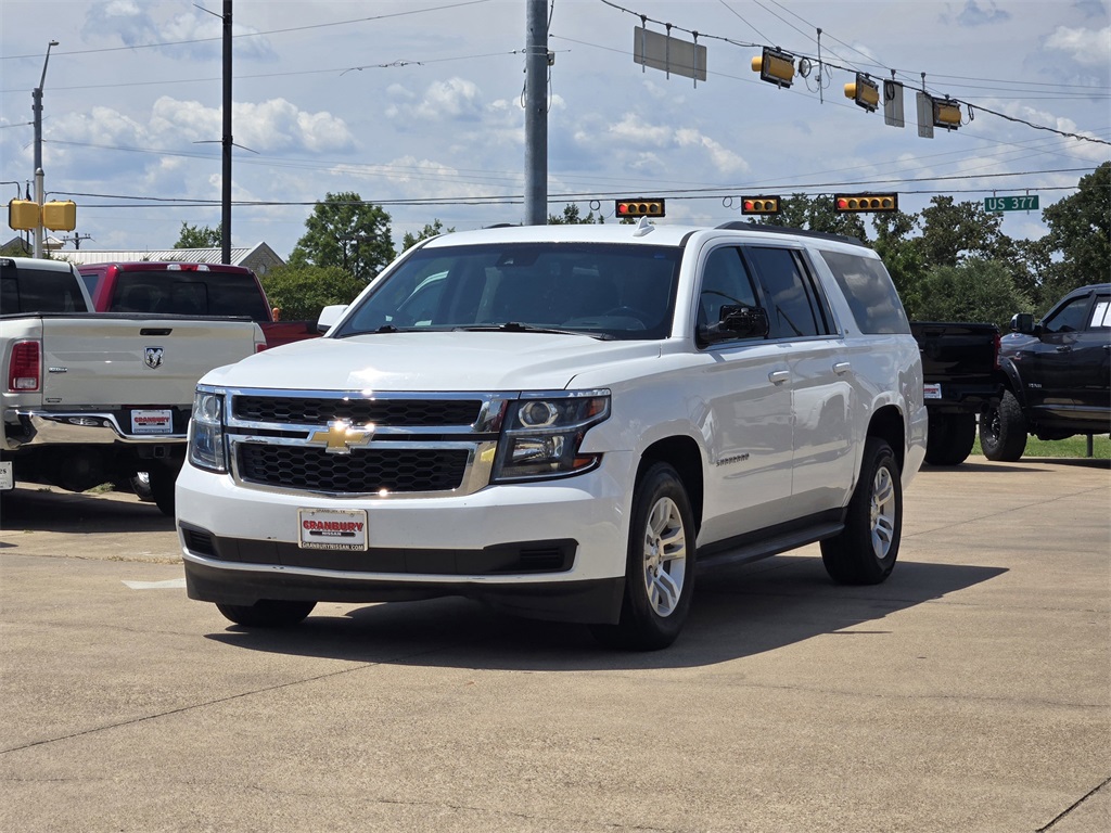 Used 2018 Chevrolet Suburban LT with VIN 1GNSCHKC0JR118902 for sale in Granbury, TX