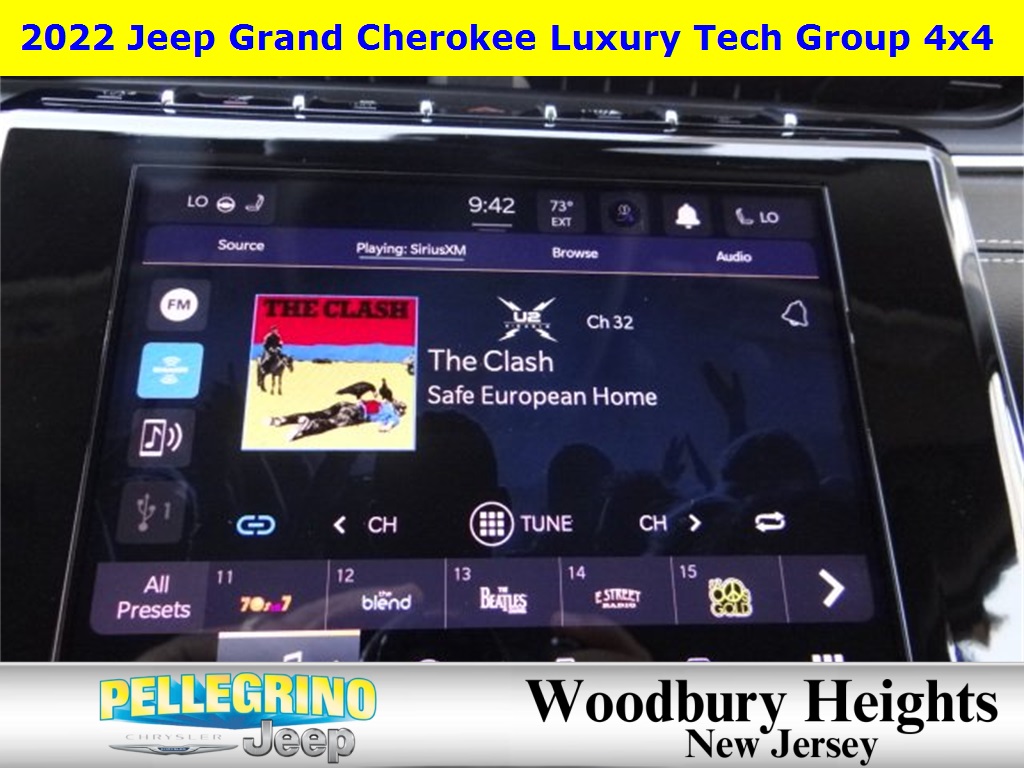 2022 Jeep Grand Cherokee Laredo photo 24