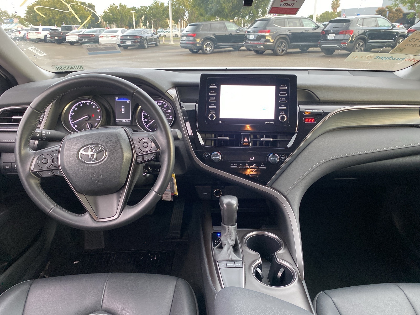 2024 Toyota Camry SE photo 11