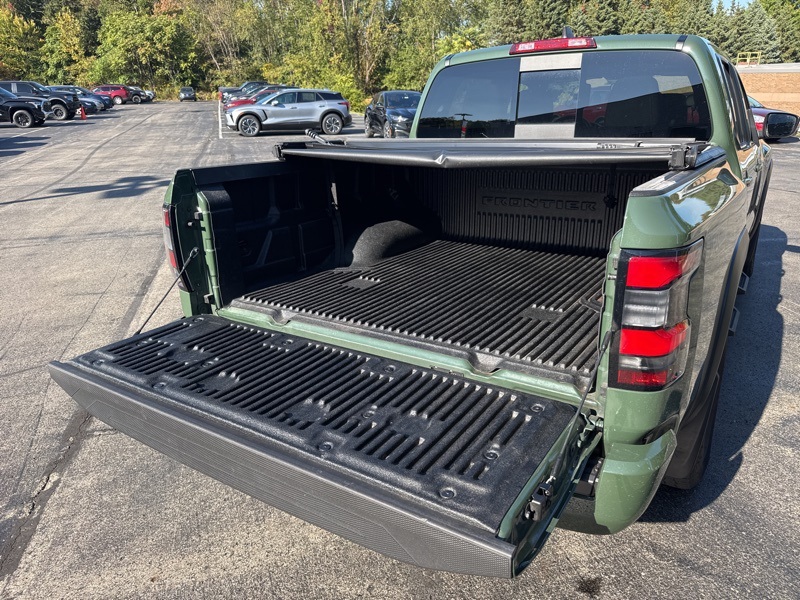 2023 Nissan Frontier PRO-4X Crew Cab photo 22
