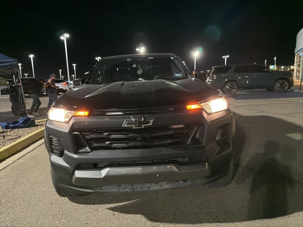 2023 Chevrolet Colorado Trail Boss photo 4