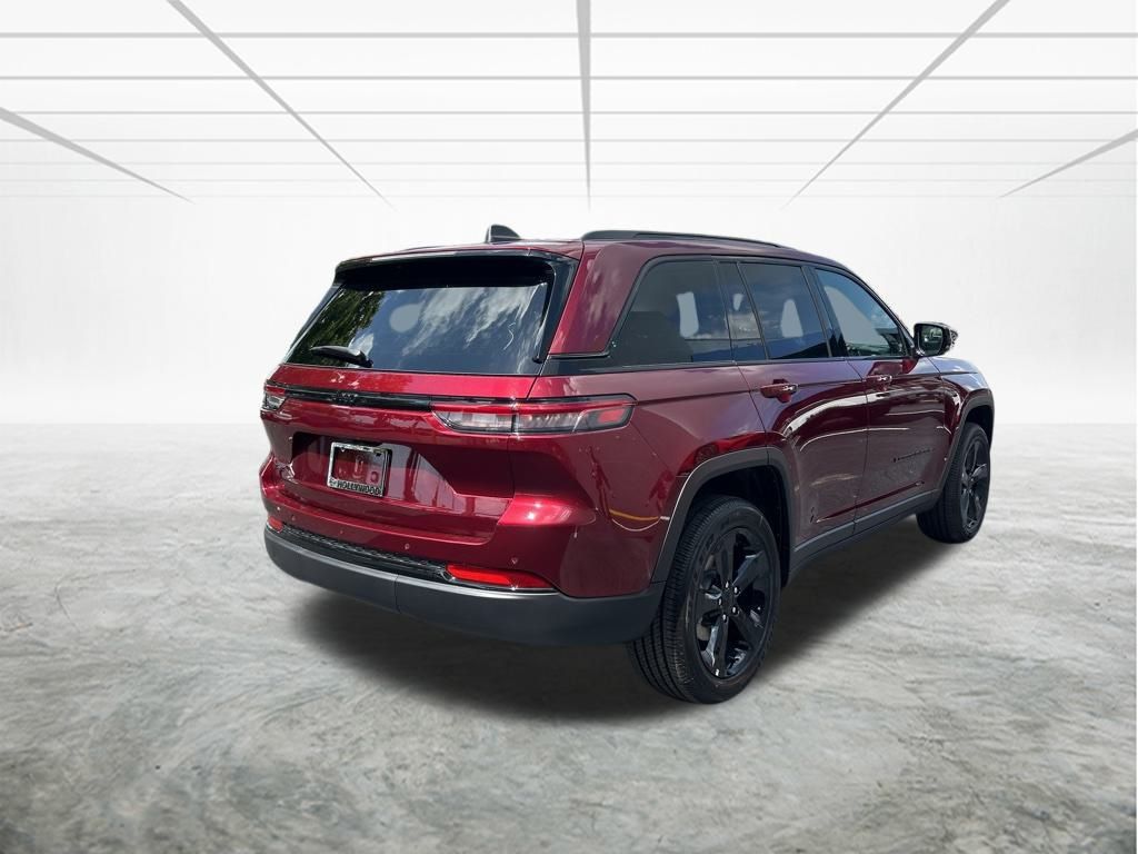 2025 Jeep Grand Cherokee Altitude X photo 4