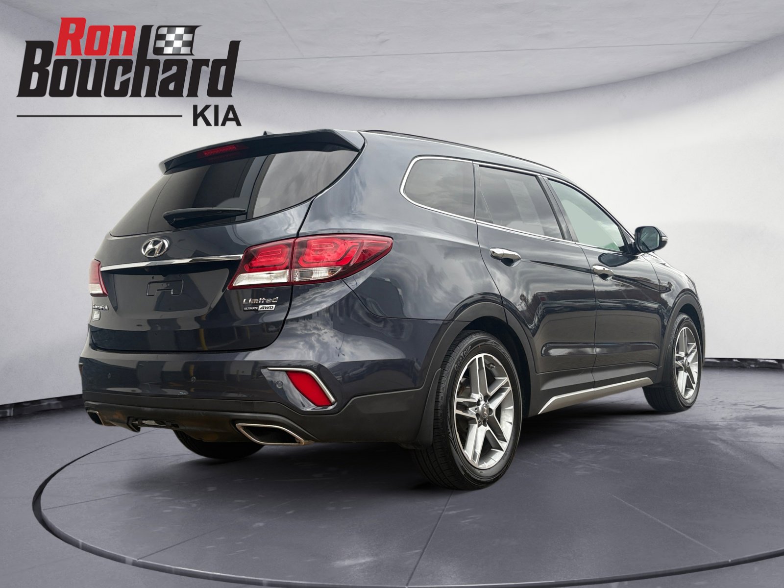 Used 2017 Hyundai Santa Fe Limited Ultimate with VIN KM8SRDHF1HU212257 for sale in Lancaster, MA