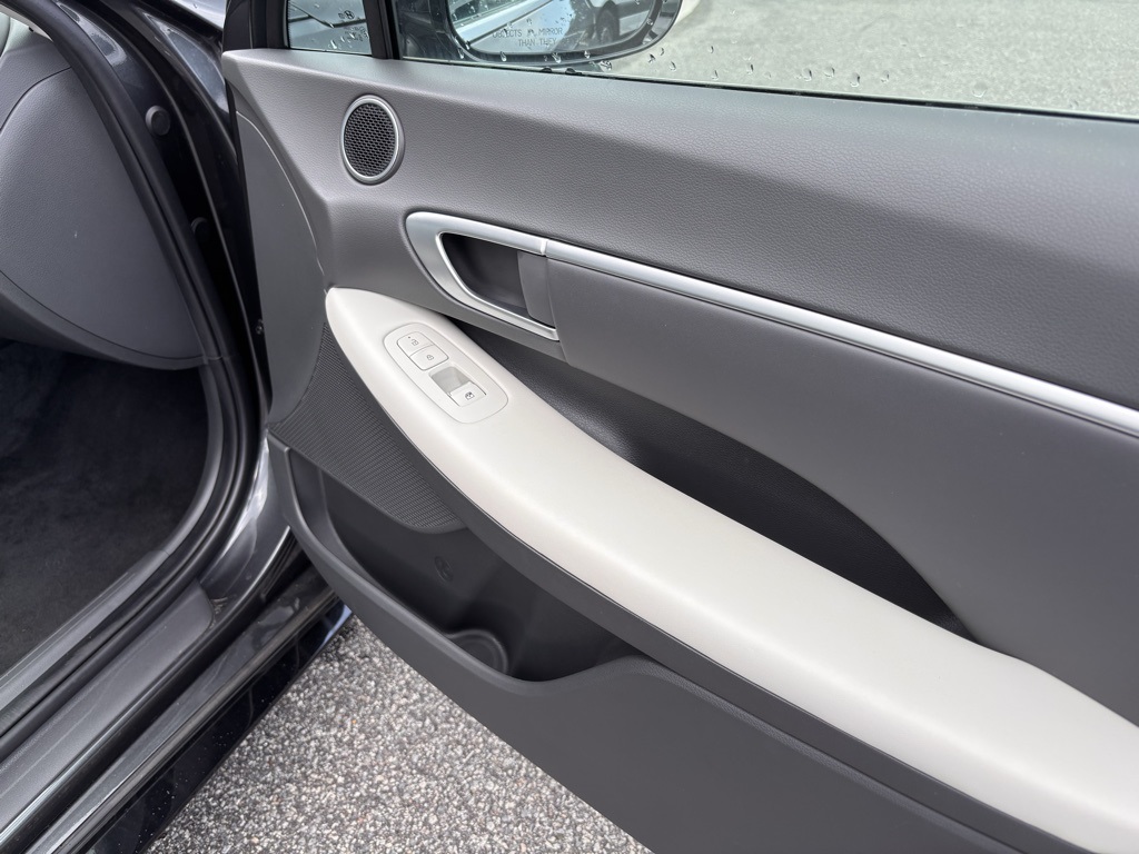 2024 Hyundai Sonata SEL photo 16