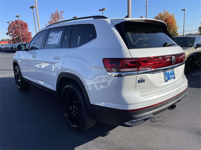 2026 Volkswagen Atlas SE Technology photo 4