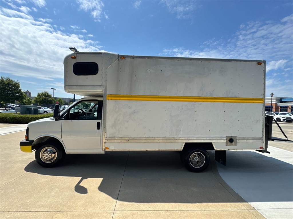 2013 Chevrolet Express 3500 Work Van photo 10