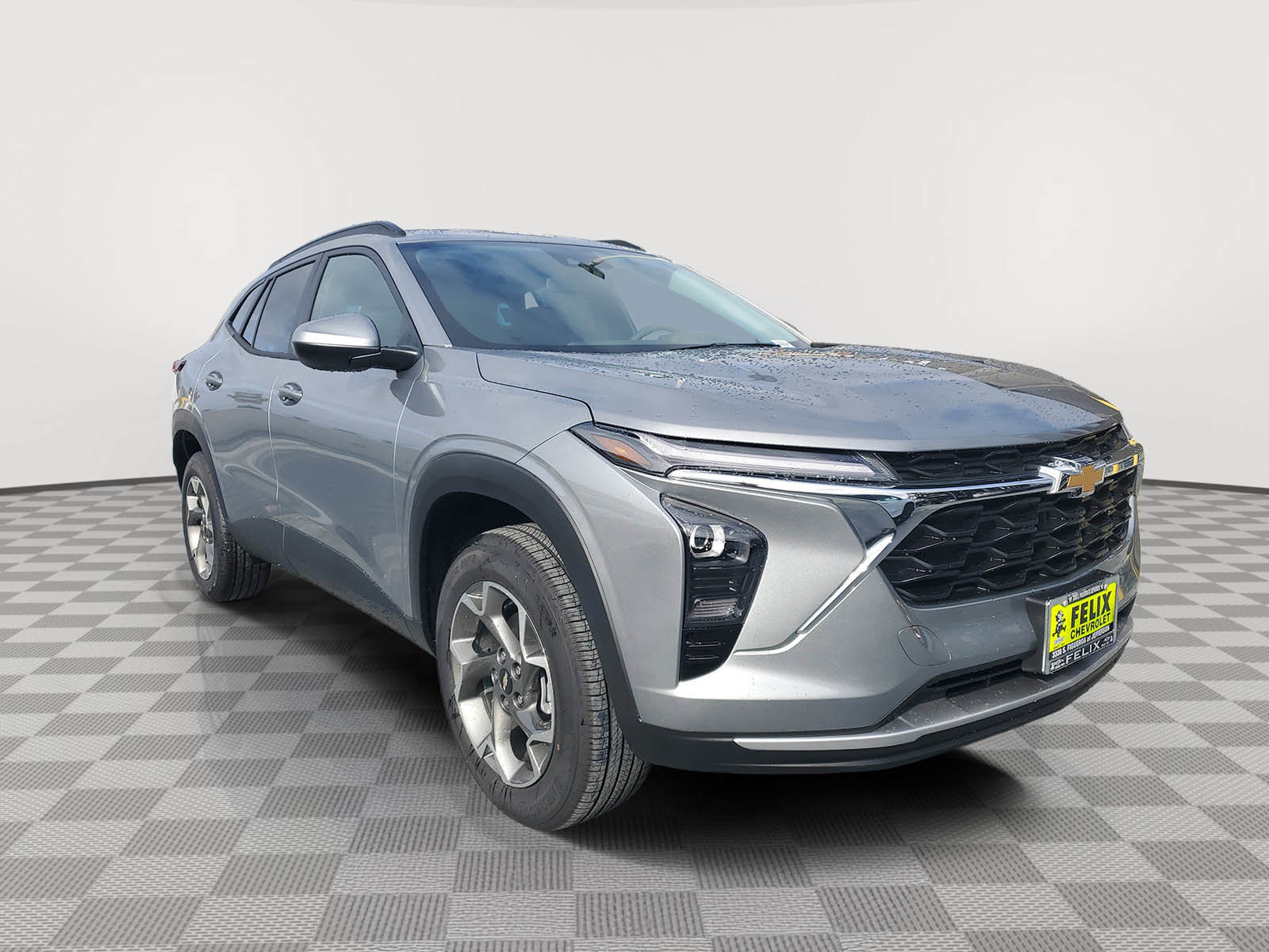 2026 Chevrolet Trax LT photo 2