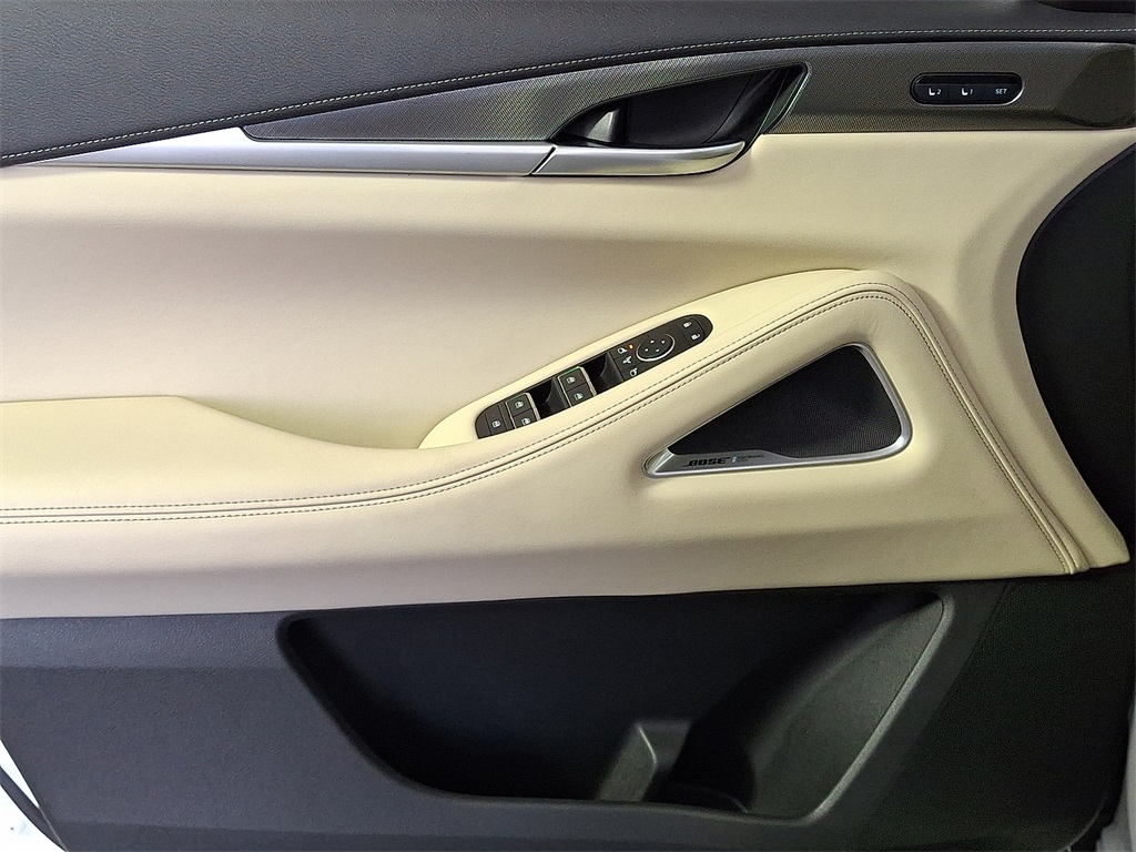 2025 Infiniti QX60 Luxe photo 15