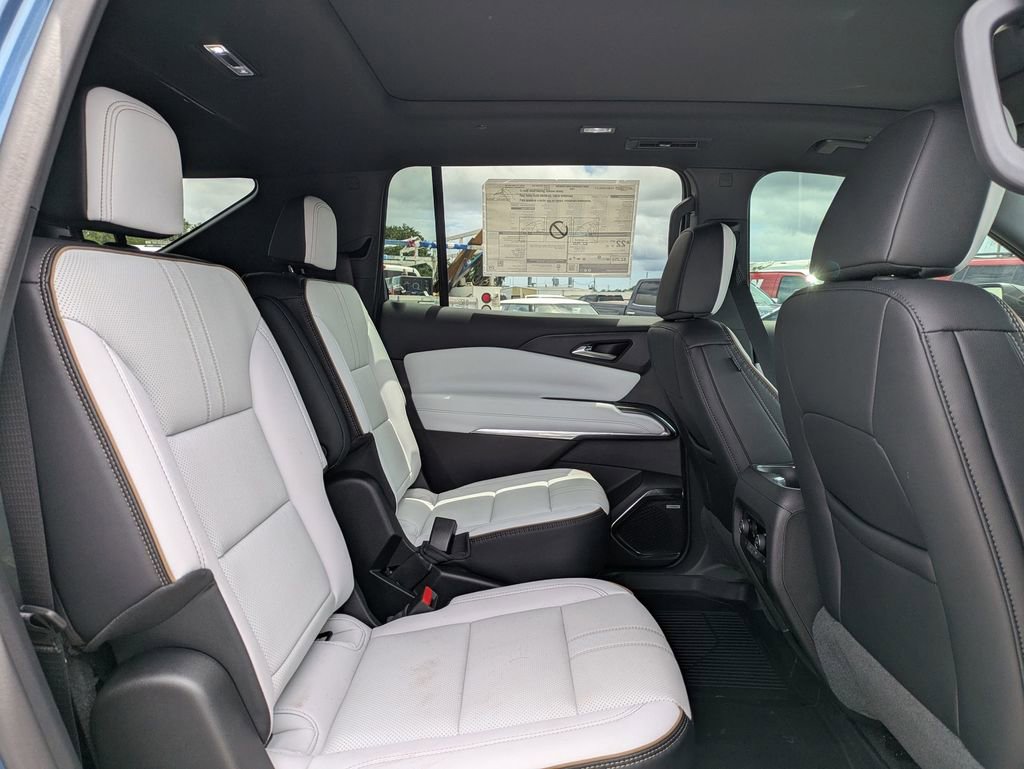 2026 Chevrolet Traverse High Country photo 24