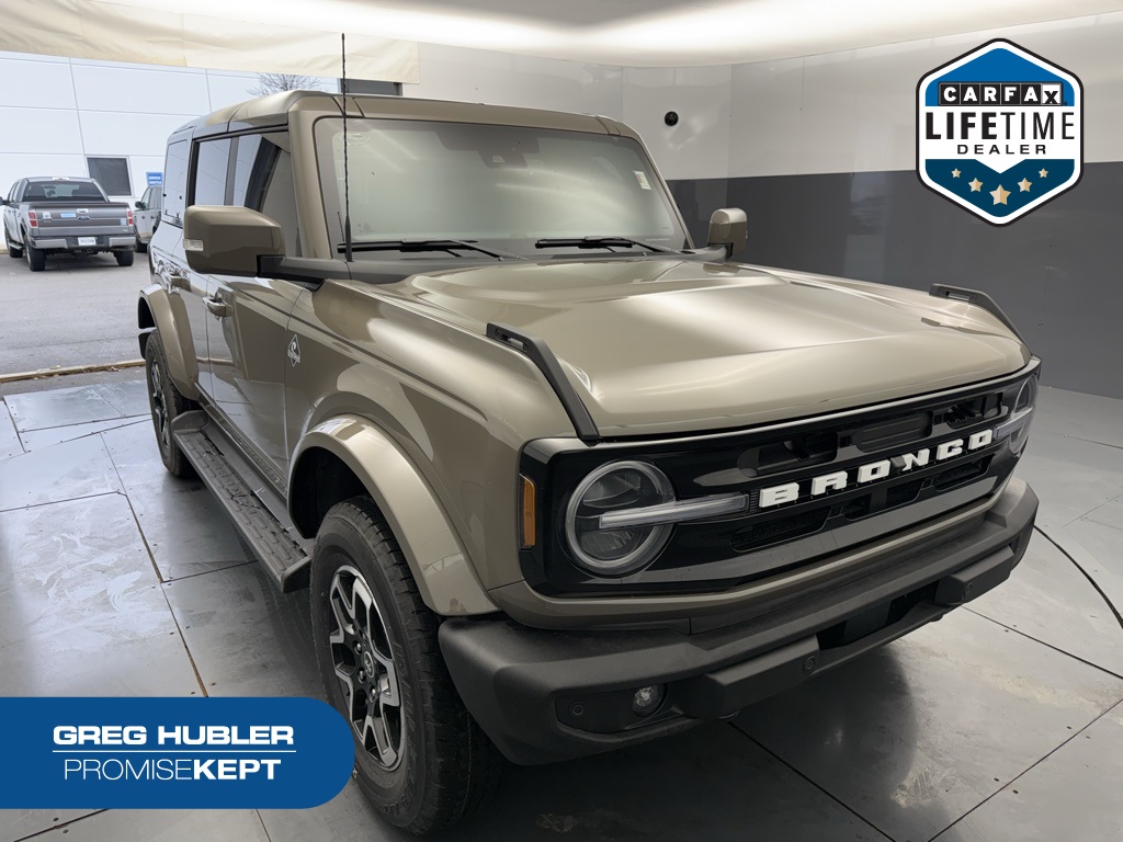 2025 Ford Bronco 4-Door Outer Banks's photo