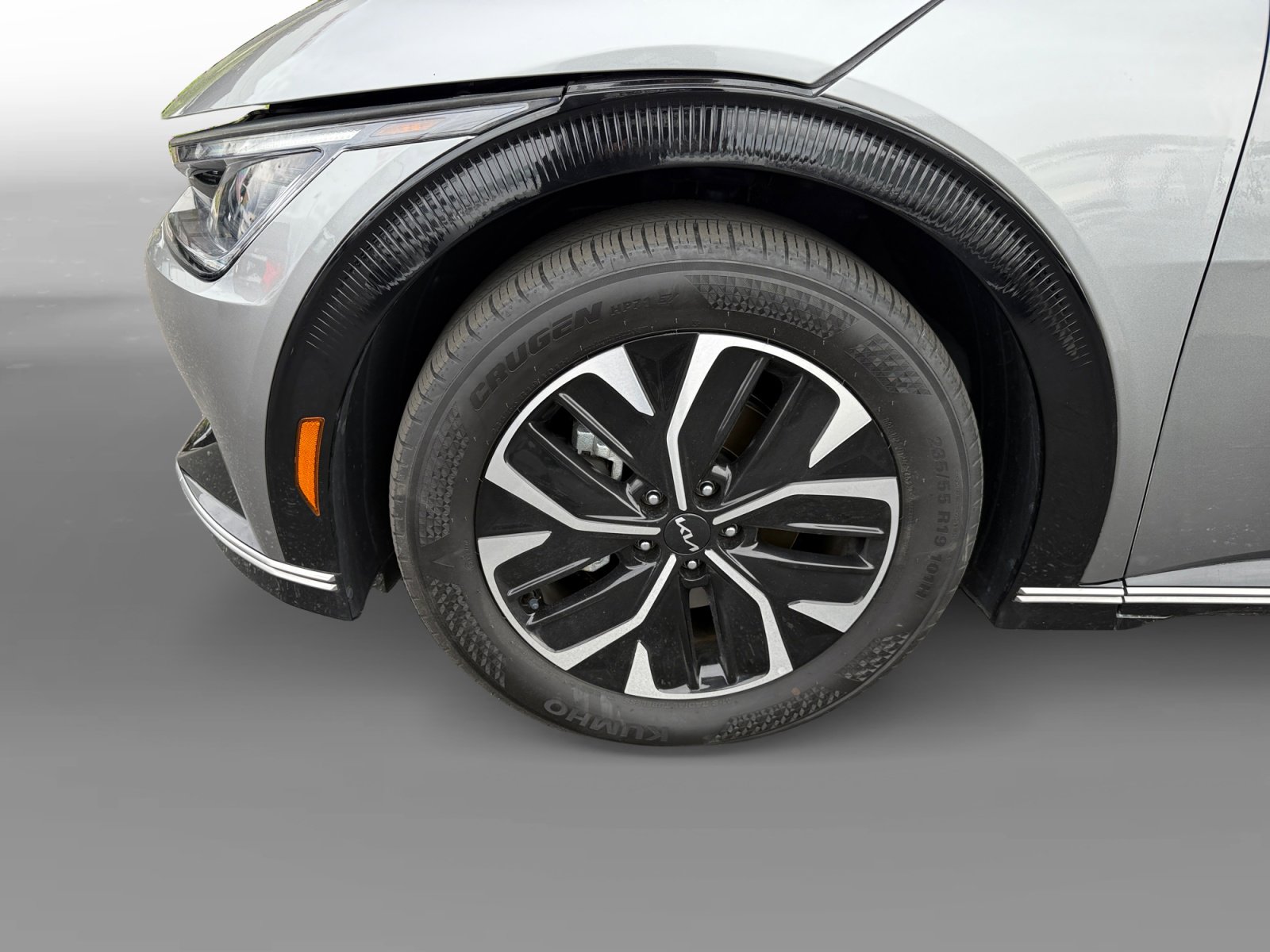 2023 Kia EV6 Wind photo 9