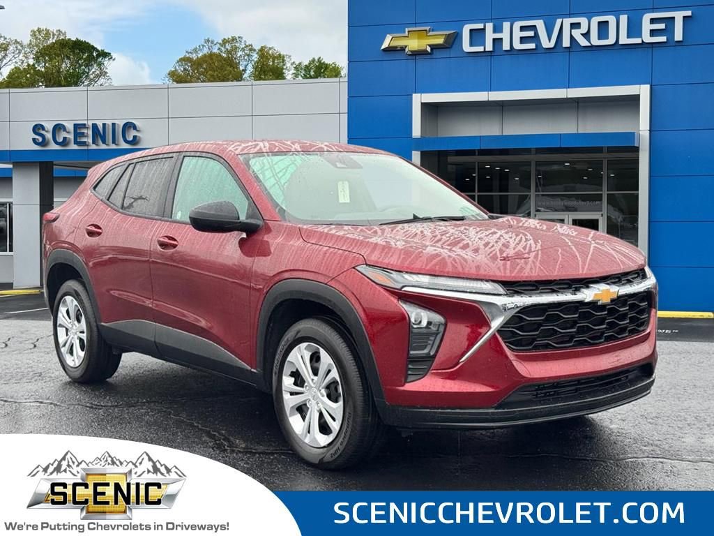 2025 Chevrolet Trax LS