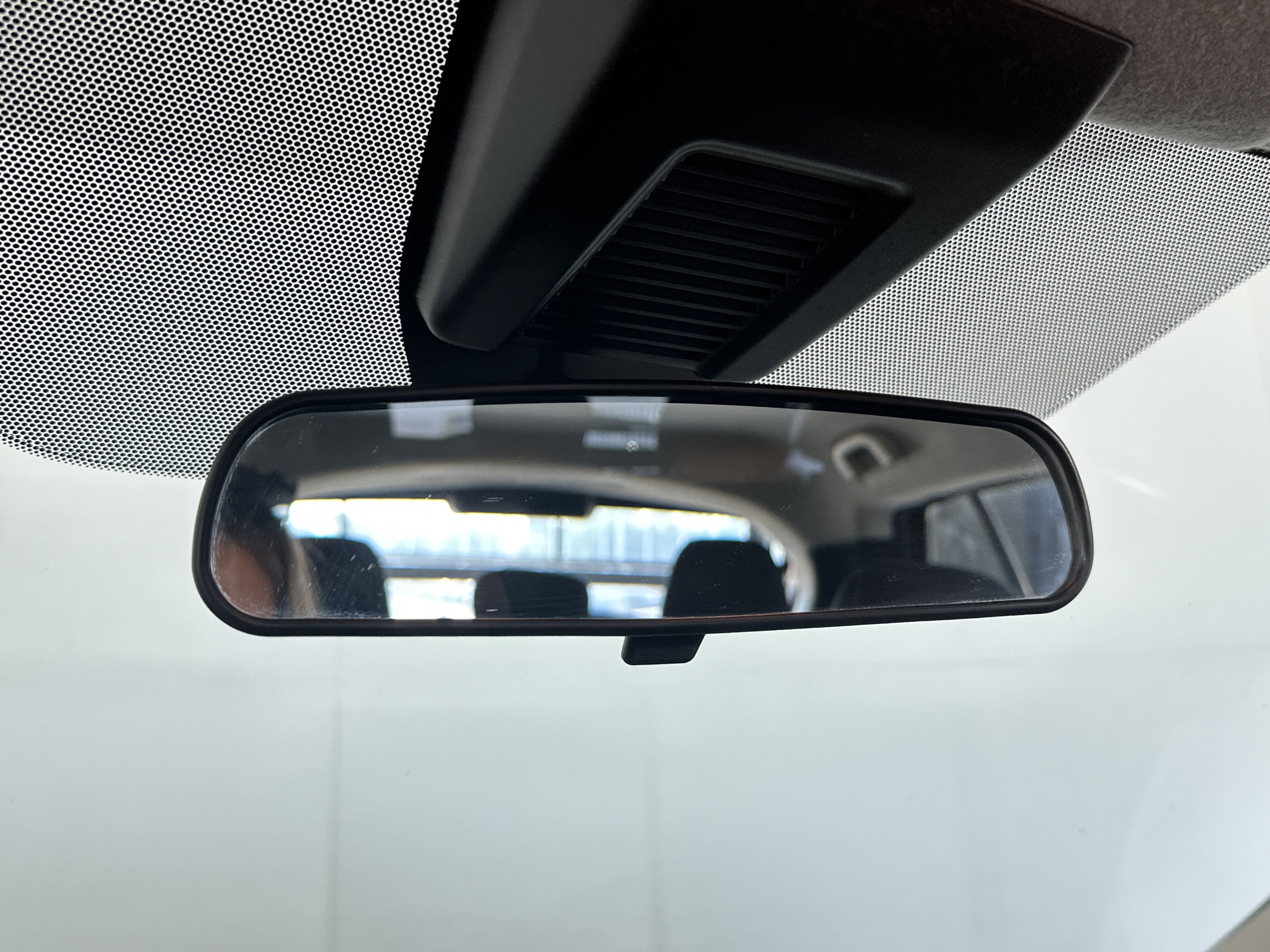 2023 Nissan Kicks SV photo 15