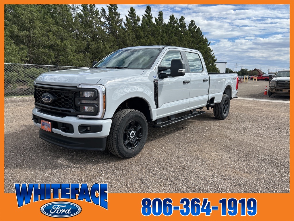 2026 Ford F-350 Super Duty XL's photo