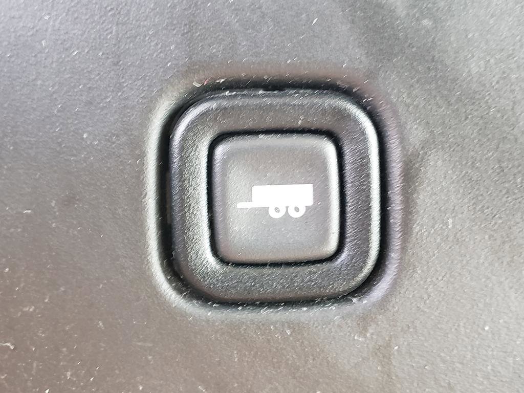 2017 Chevrolet Express 2500 Cargo photo 16