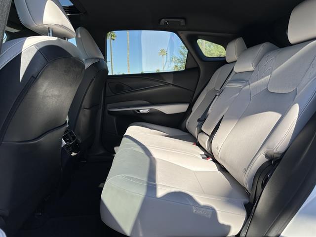 2024 Lexus RX Premium photo 16