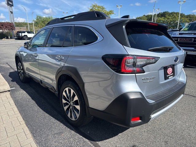 2023 Subaru Outback Limited photo 6