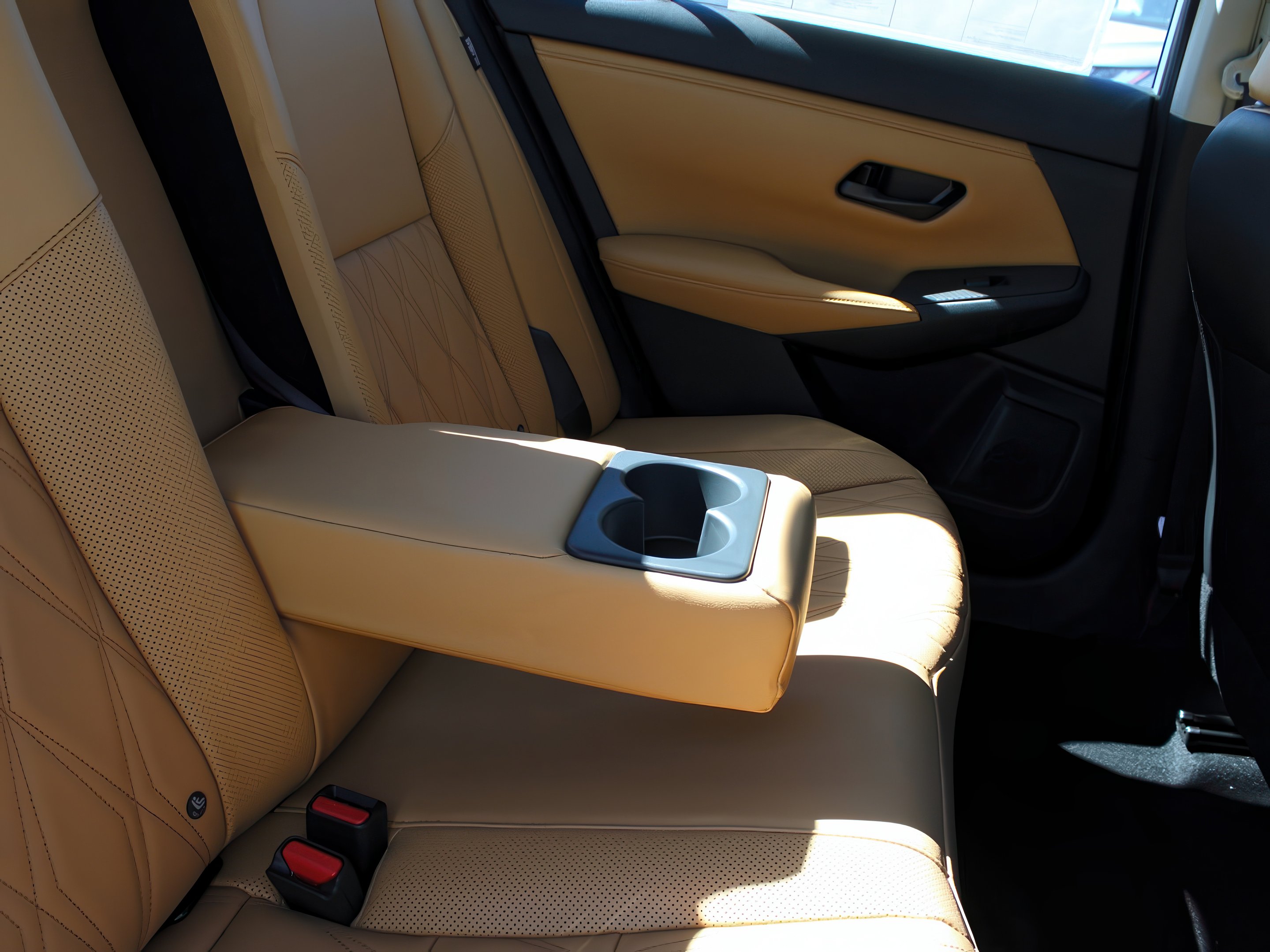 2025 Nissan Sentra SV photo 27