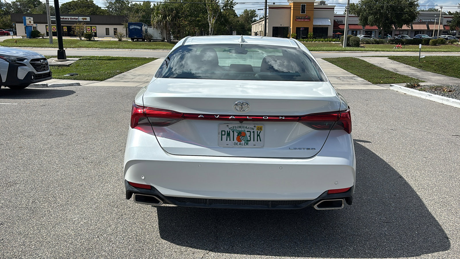 2020 Toyota Avalon Limited photo 5