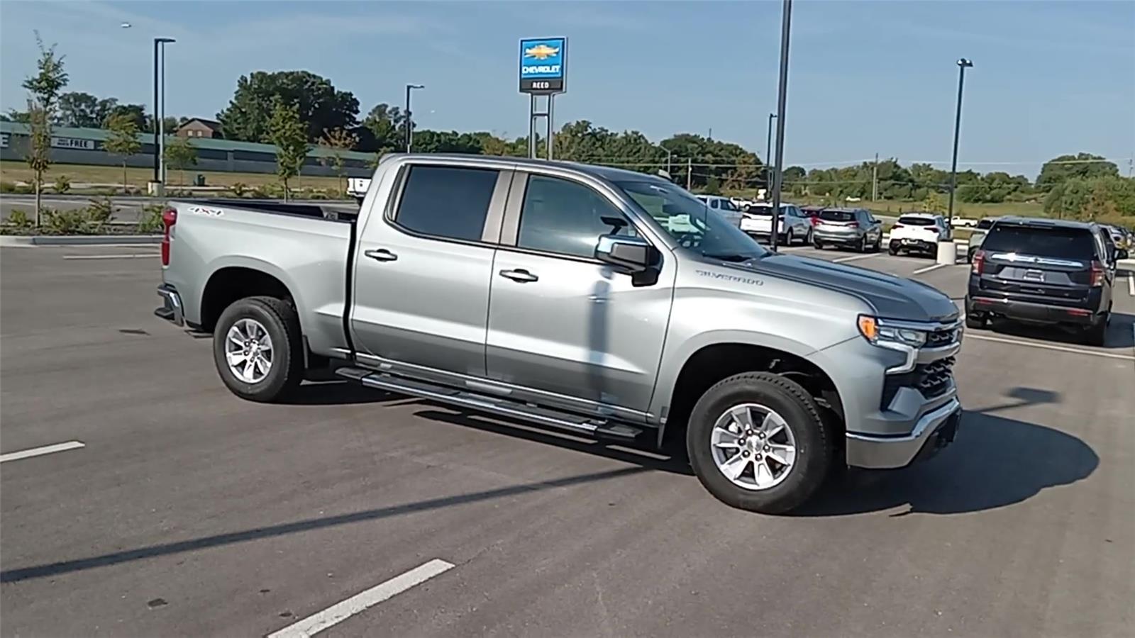 2026 Chevrolet Silverado 1500 photo 2