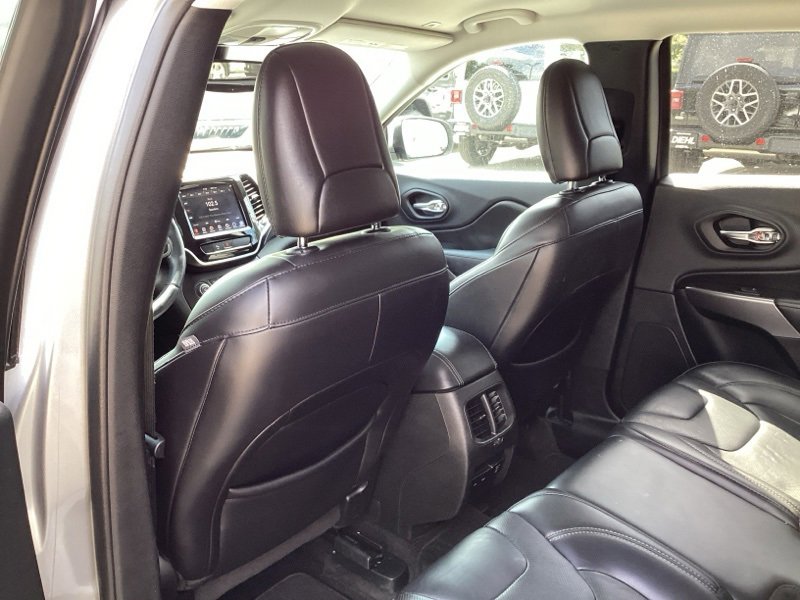 2019 Jeep Cherokee Limited photo 13