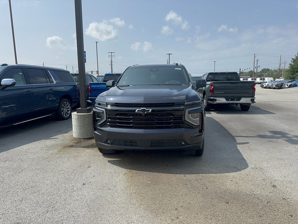 2025 Chevrolet Suburban RST photo 2