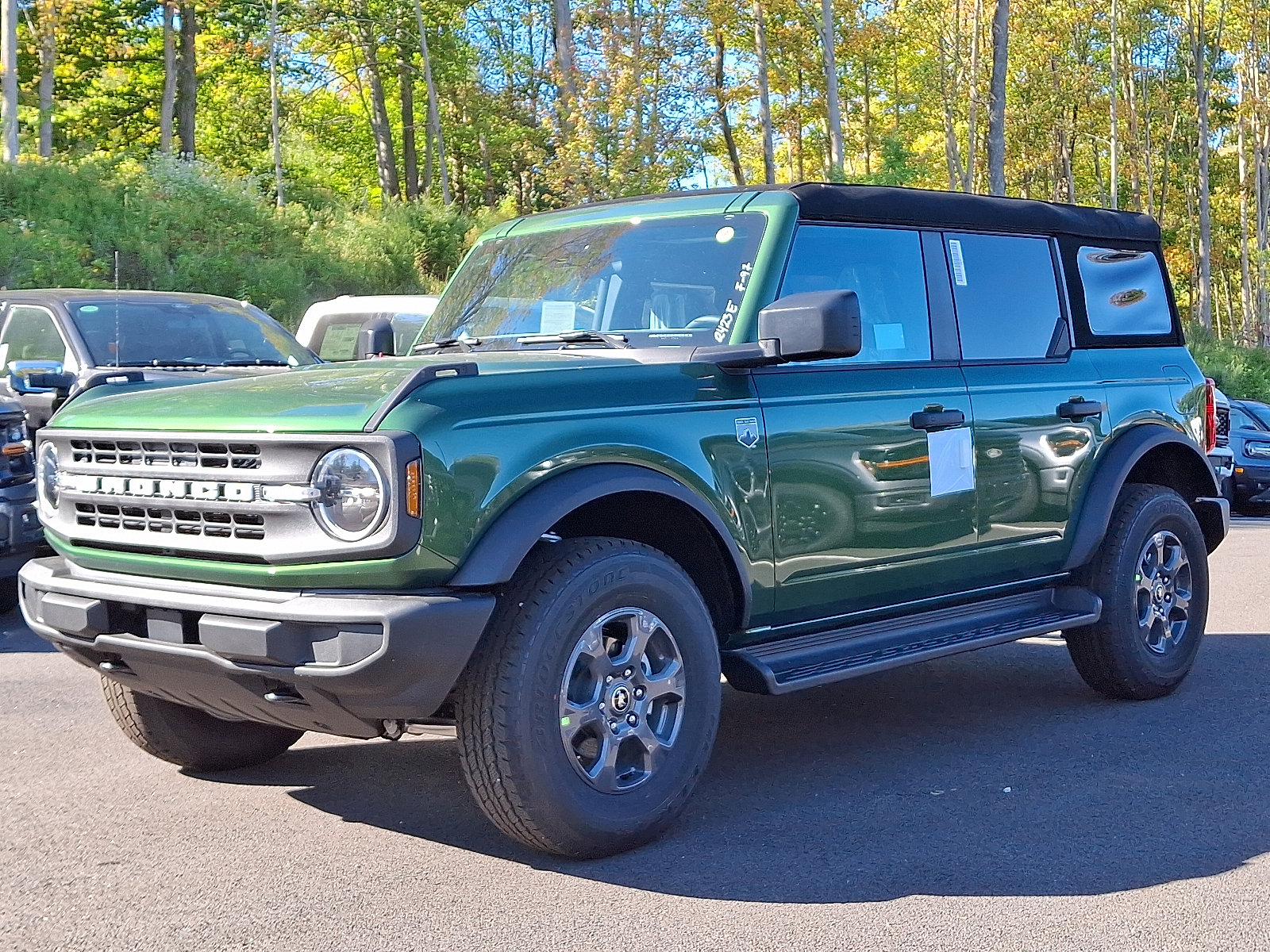2025 Ford Bronco Big Bend photo 2