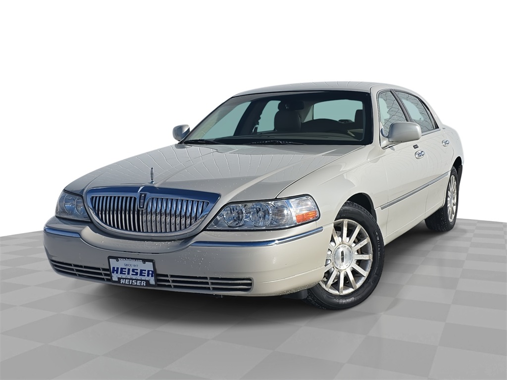 2006 Lincoln Town Car Signature
