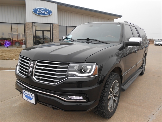 2017 Lincoln Navigator Select