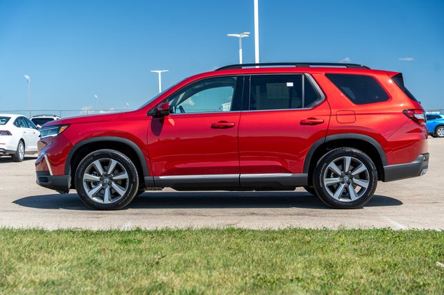 2025 Honda Pilot Touring photo 4