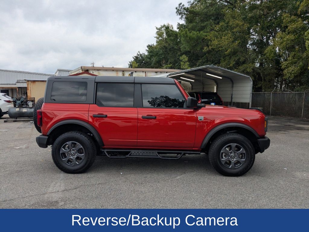 2024 Ford Bronco Big Bend photo 2