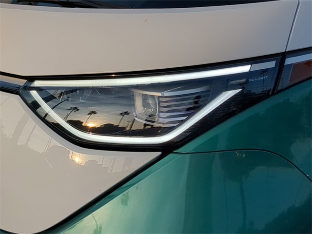 2025 Volkswagen ID. Buzz Pro Plus photo 7