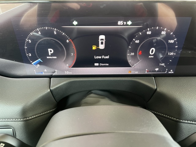 2025 Nissan Armada SV photo 3