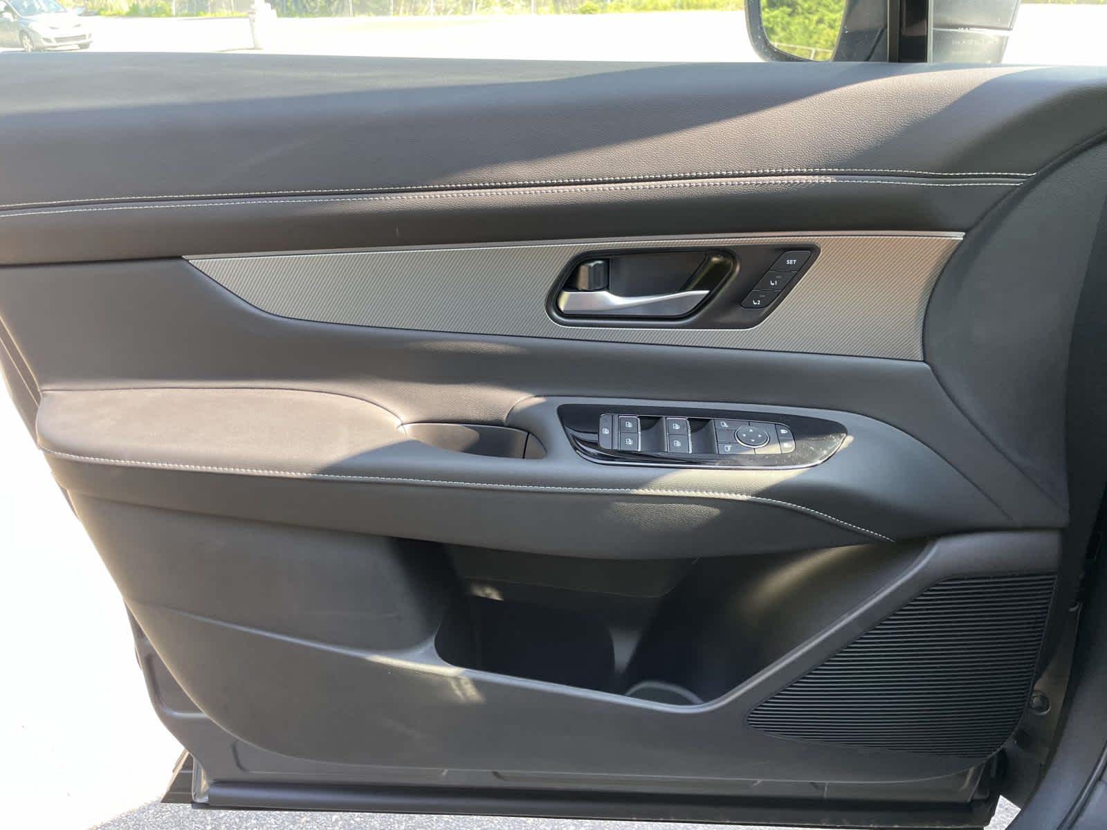 2025 Nissan Murano SL photo 26