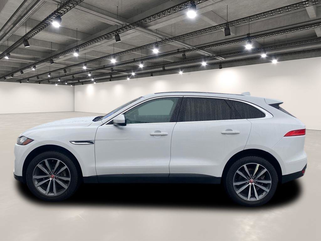 2018 Jaguar F-PACE Prestige photo 4