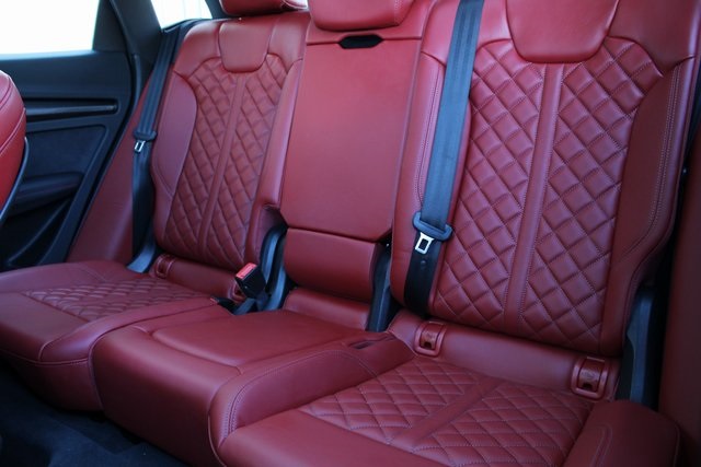 2022 Audi SQ5 Premium Plus photo 19