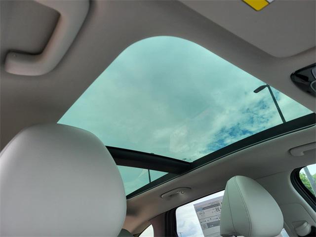 2025 Hyundai Tucson Hybrid SEL Convenience photo 7
