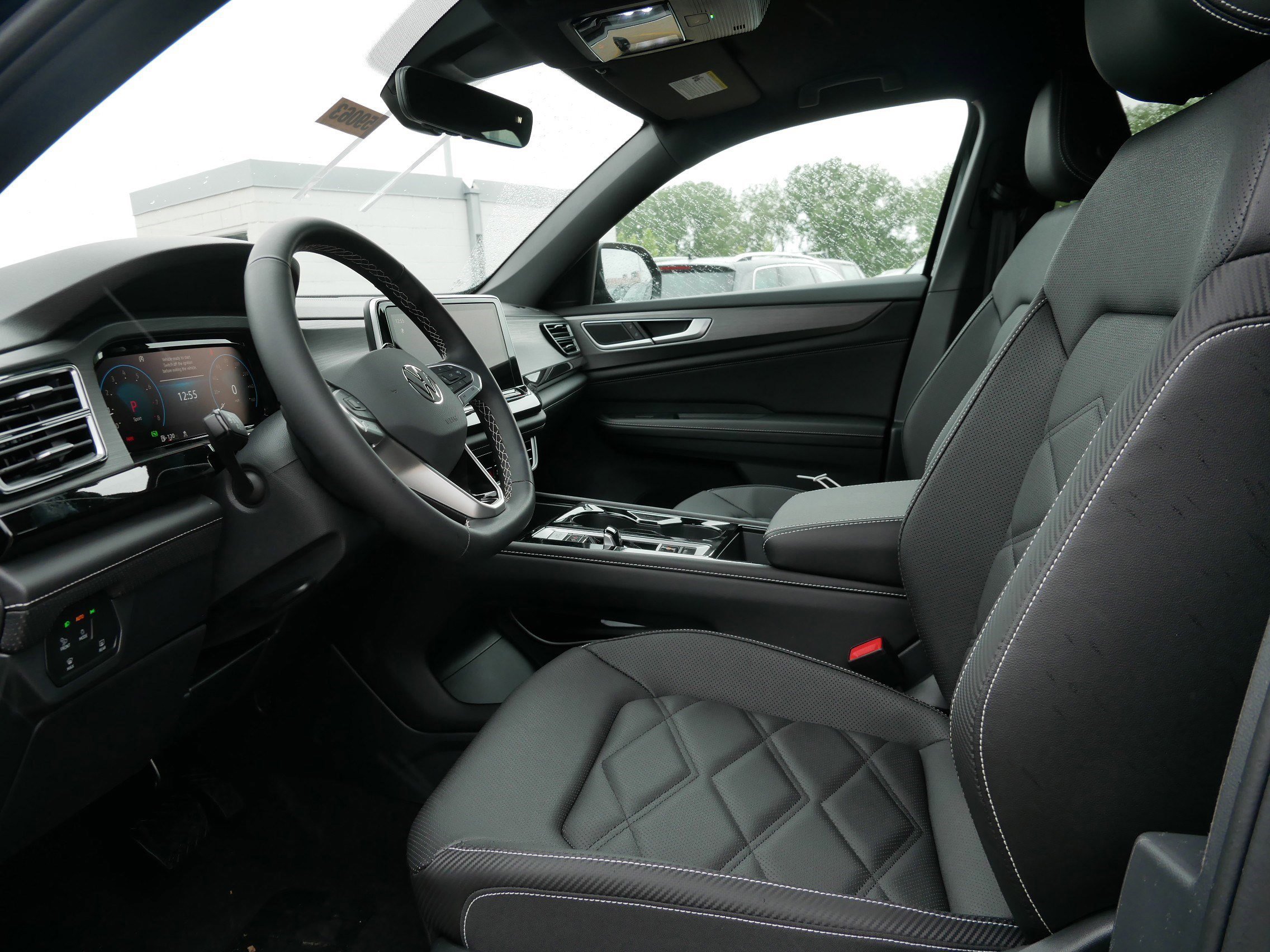 2025 Volkswagen Atlas Cross Sport SE Technology photo 4