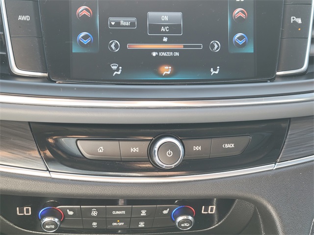 2018 Buick Enclave Essence photo 30