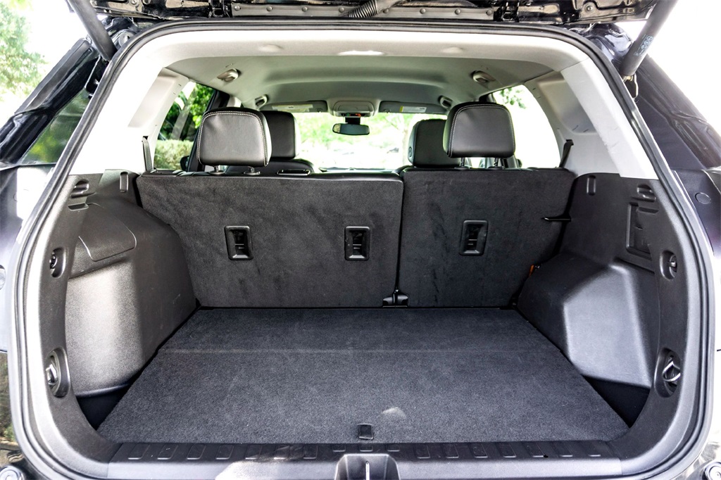 2024 Gmc Terrain SLT photo 28