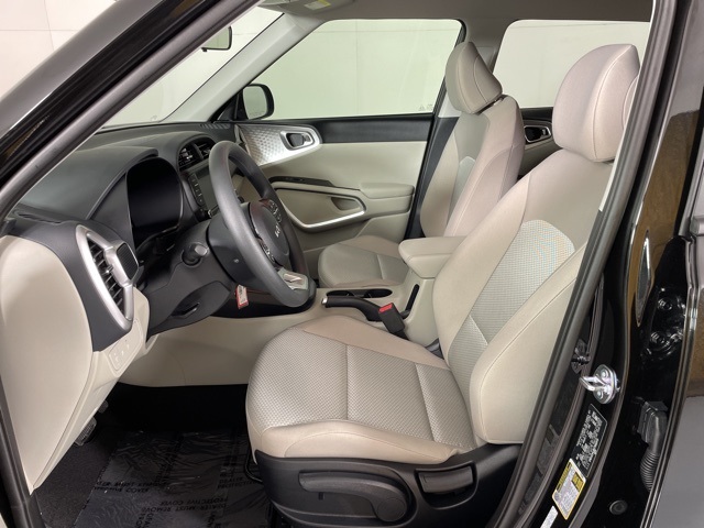 2025 Kia Soul LX S photo 12